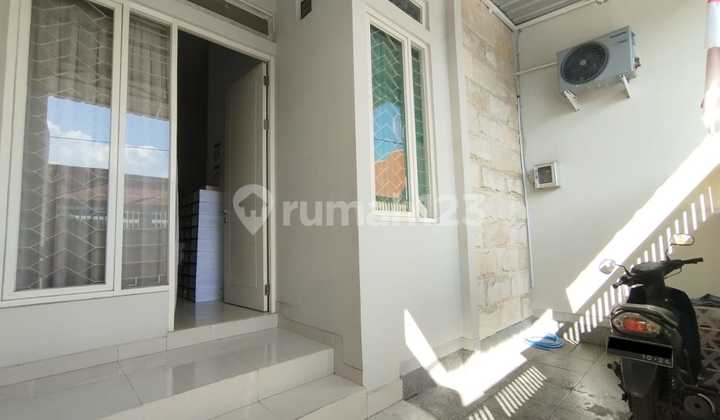 For Sale House on Giok Main Street, Kota Baru Driyorejo, Gresik Near Surabaya 2