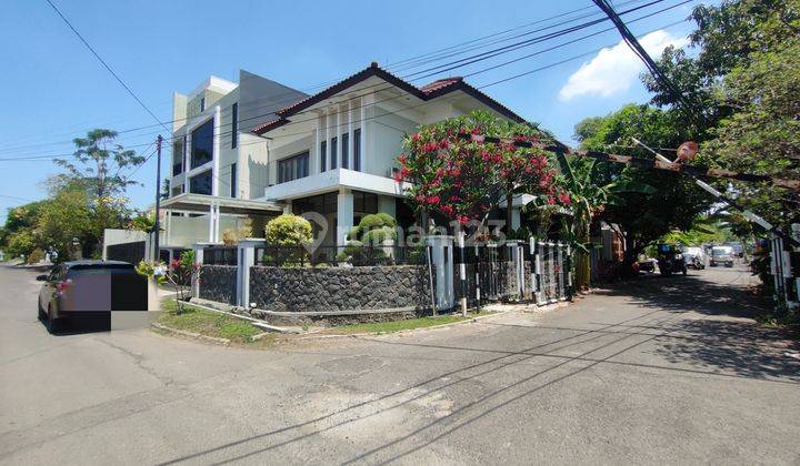 Jual Via Lelang Rumah 2 Lantai Darmo Permai Selatan Surabaya 1