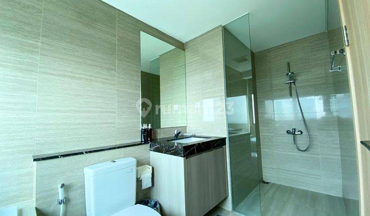 Studio Uresidence Apartment Lippo Karawaci Tower 2 View Golf  2