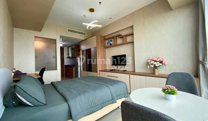 Studio Uresidence Apartment Lippo Karawaci Tower 2 View Golf  1