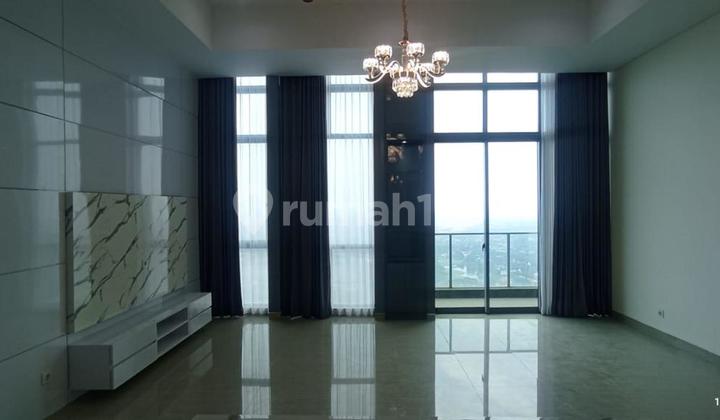 Langka Penthouse 3 Kamar Tidur Langit-langit Tinggal Pemandangan Golf Millenium Village