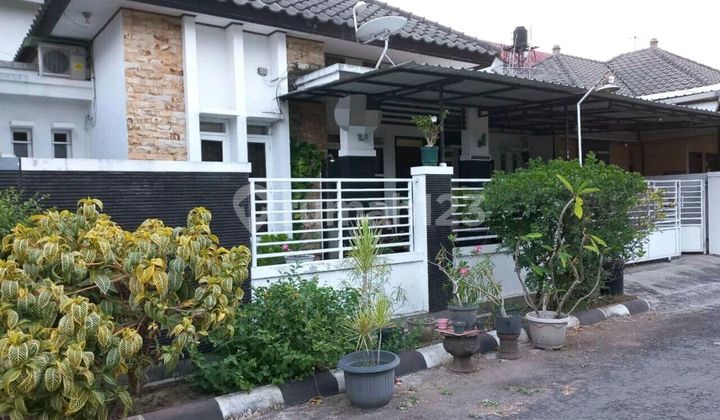 Nice House, Fajarindah Housing, Colomadu