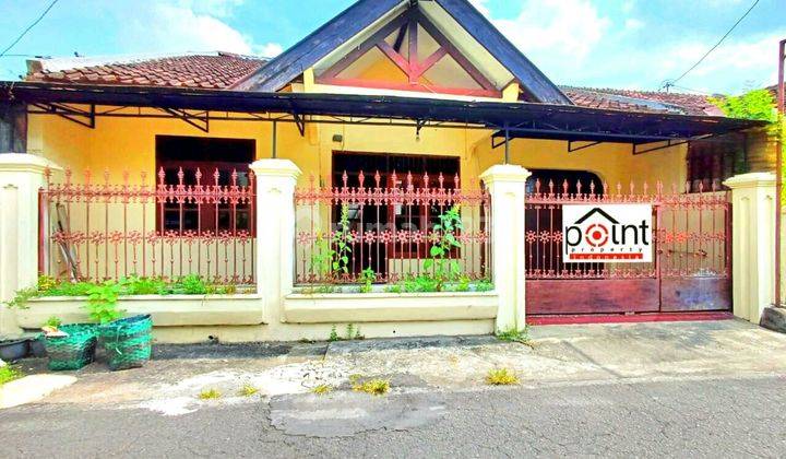 Rumah Dekat Stadion Manahan Solo 1