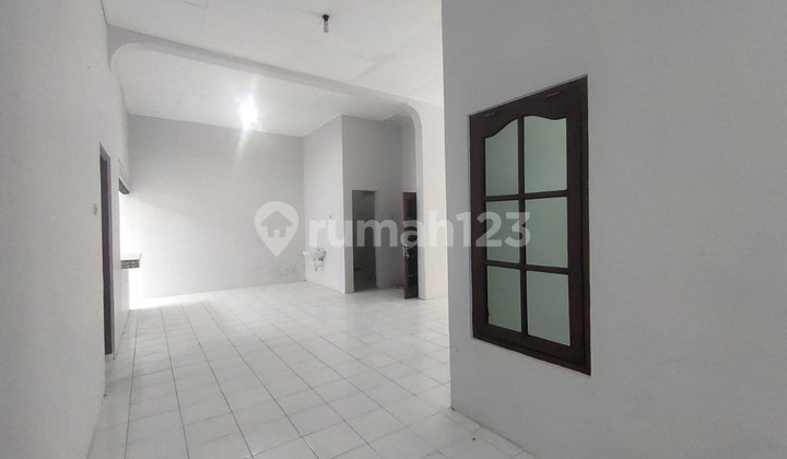 Rumah Bagus Bersih Dekat Luwes Gentan  5