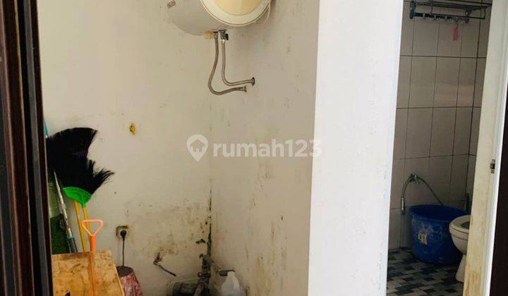 Rumah Strategis Dekat Stadion Manahan .Kerten Laweyan Solo  2
