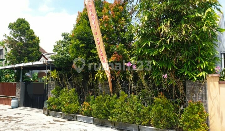 Nice, Green, and Comfortable House. Gumpang, Kartasura, Sukoharjo