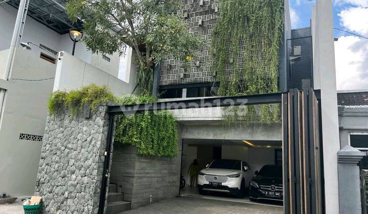 Rumah Cantik Dekat Solo Kota  1