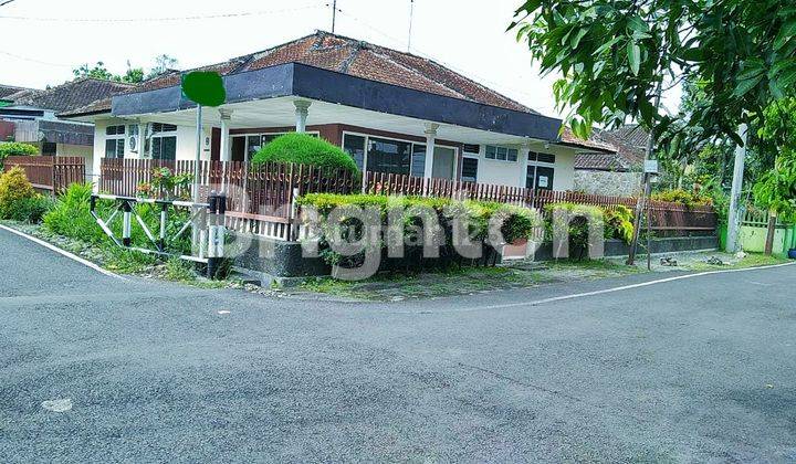 Dijual Rumah Hook di Daerah Bantaran, Malang 1