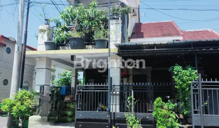 Rumah Minimalis Terawat 2 Lantai di Tasikmadu, Malang 1