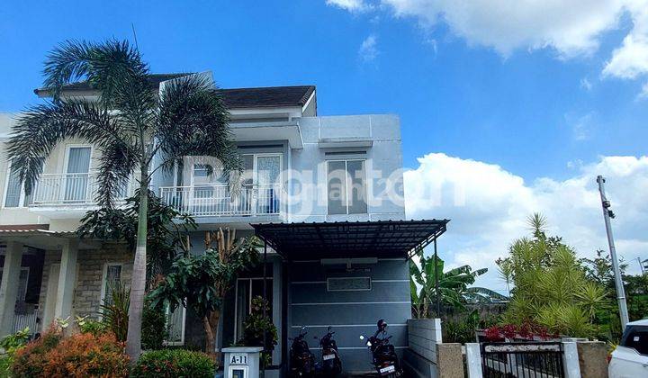 Dijual  Cepat Rumah Minimalis Modern Dua Lantai Posisi Pojok Di Perum Tectona Tunggulwulung Malang 1