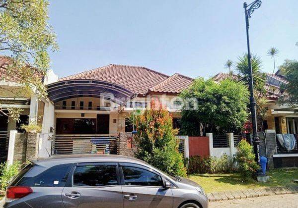 Rumah Cantik Di Kawasan Elite Istana Dieng Malang 1