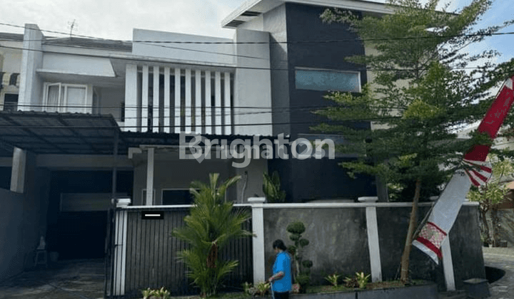 RUMAH 2 LANTAI DI JALAN SEMOLOWARU SURABAYA 1