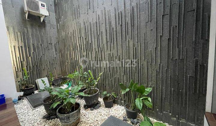 Rumah Pasteur Taman Millenium Bagus Sekali 9