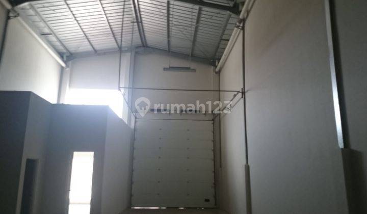Gudang Dan Rumah 3 Bisnis Center Karawang Barat 1