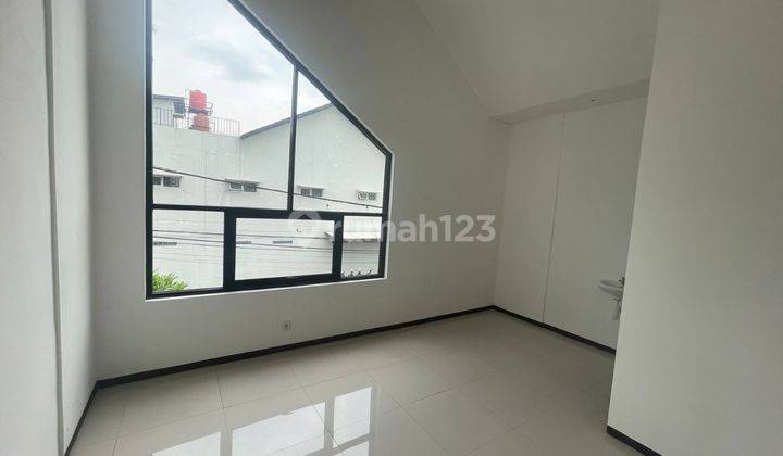 Turun Harga Jual Rumah Thi 2 Dkt Jalan Utama 1