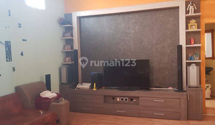 Rumah 2,5 Lantai Tki 2 1