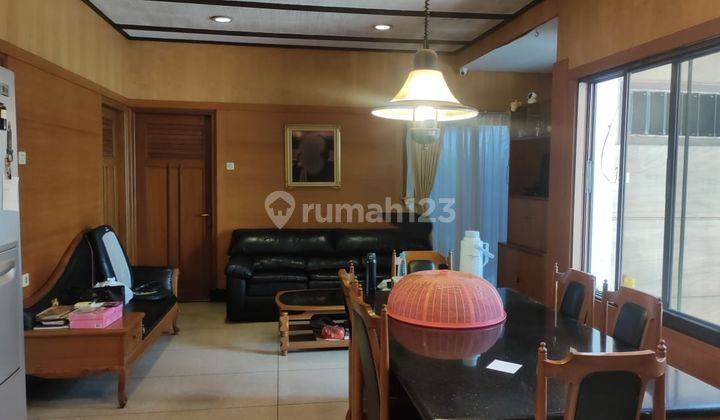 Turun Harga Rumah Bagus Furnished di Dago Jarang Ada