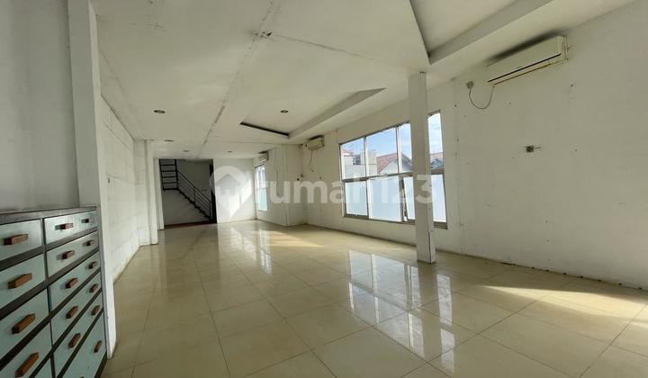 Setiabudi 3-Storey Shop House, Suitable for Business 2