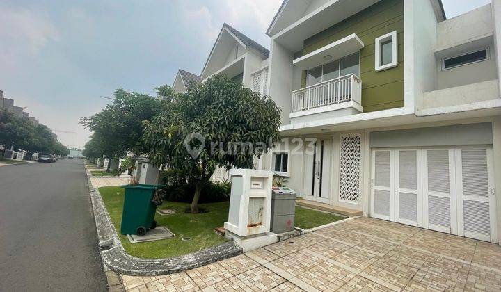 Rumah 2 Lantai Bagus Amanda Summarecon Bandung 1