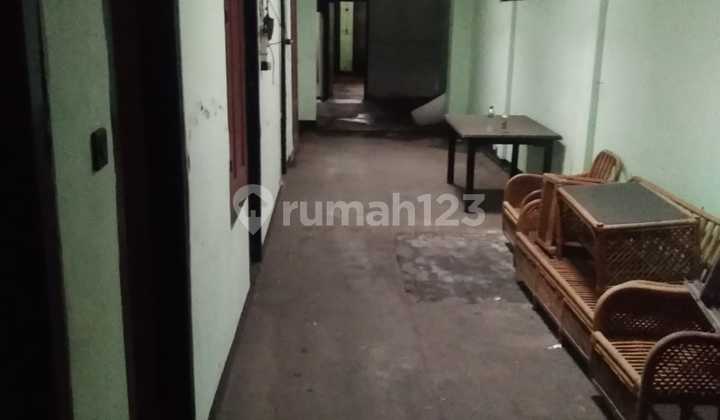 Rumah di Dalam Kaum Tengah Kota Bandung 1