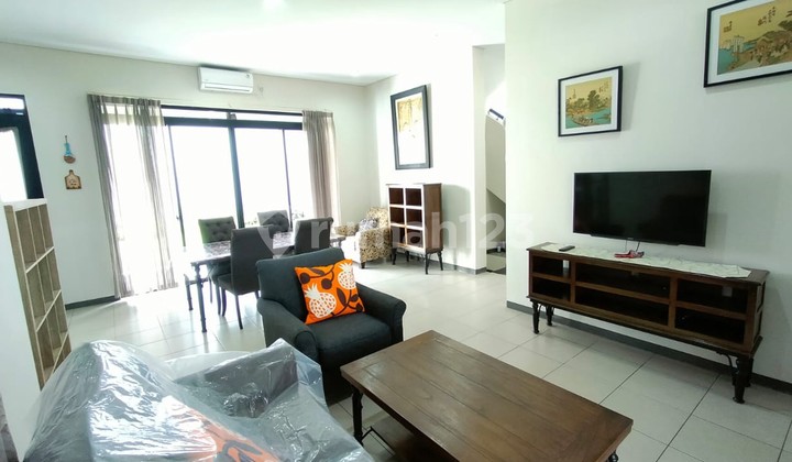 Nice Furnished House in Kota Baru Parahyangan Kamandaka Nice Furnished House in Kota Baru Parahyangan Kamandaka