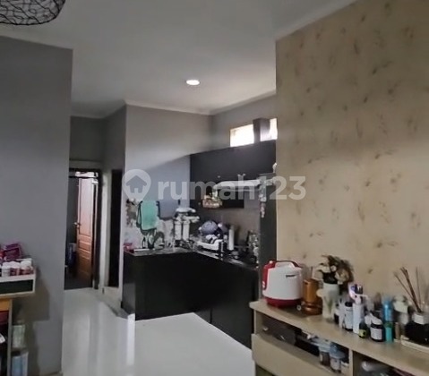 Turun Harga! Ruang Usaha Babakan Tarogong