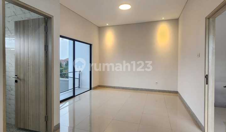 Turun Harga! Rumah Bagus Pondok Hijau, Bandung 2