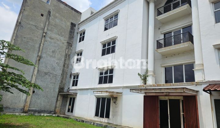 Rukan Murah Area Komersial 4Lt di Kebun Jeruk, Jakbar