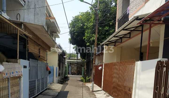 Rumah Angsana Duri Kepa 2 Lantai Baru Renovasi Seperti Town House 2
