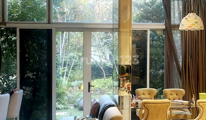 Rumah Mewah Gading Park View, Kelapa Gading Semi Furnish 3 Lantai Split Level  2