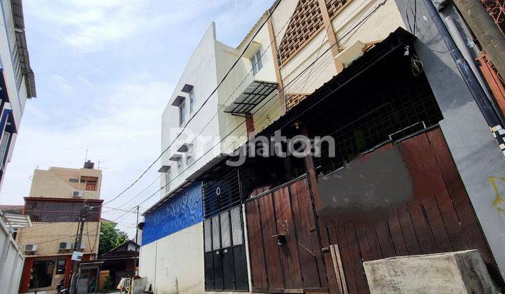 RUMAH KOST CENDRAWASIH CENGKARENG 3 LANTAI 31 KAMAR TIDUR FULL FURNISH 1