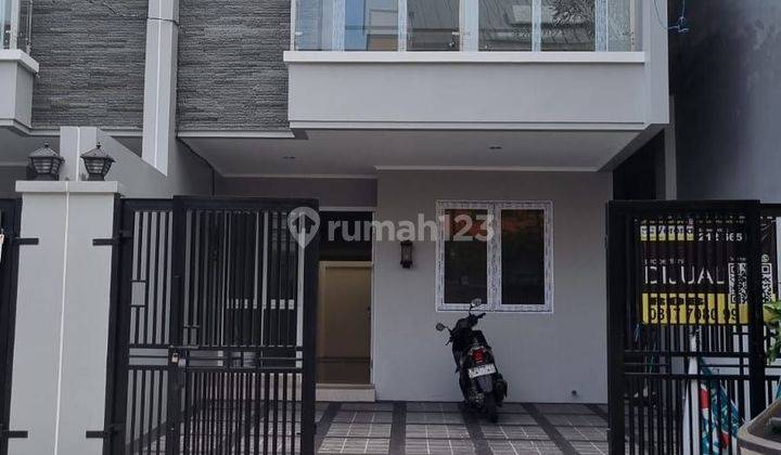 RUMAH BARU MANGGA DURI KEPA BANGUNAN MINIMALIS MODERN 3 LANTAI ADA KAMAR CONNECTING 1