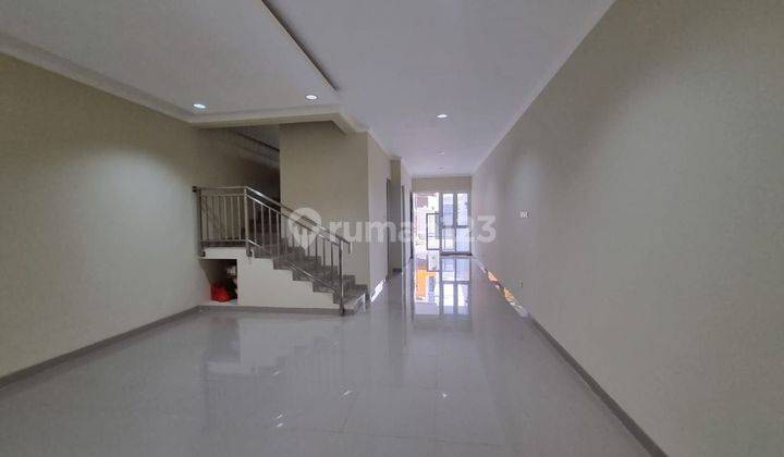 RUMAH BARU MANGGA DURI KEPA BANGUNAN MINIMALIS MODERN 3 LANTAI ADA KAMAR CONNECTING 2