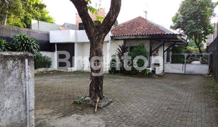 RUMAH KS TUBUN SLIPI PALMERAH JAKARTA BARAT DI PINGGIR JALAN RAYA 1