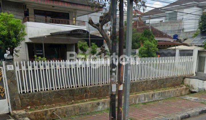 RUMAH HUK BENHIL 2 LANTAI SIAP DHUNI 2