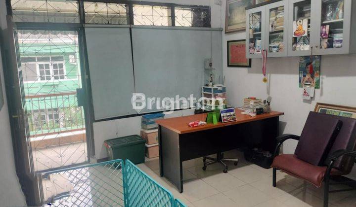 RUMAH KAVLING POLRI JELAMBAR SEMI FURNISH 2 LANTAI BEBAS BANJIR 2