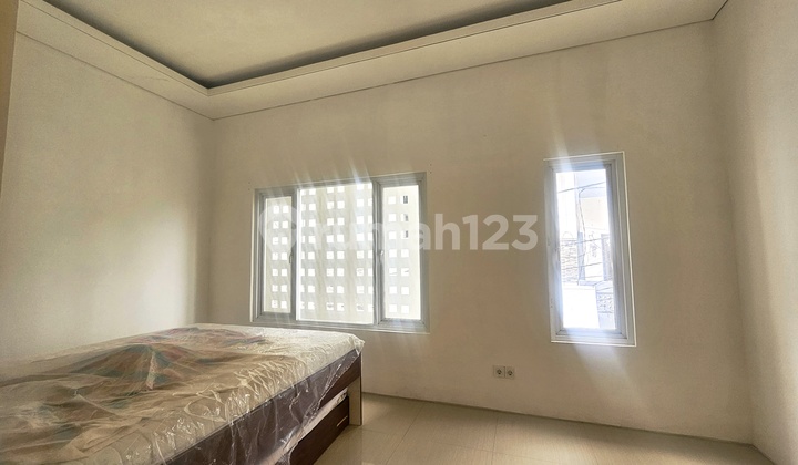 Rumah Tanjung Duren 2,5 Lantai Dekat Pasar Kopro, Jakarta Barat 2