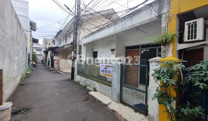RUMAH TANJUNG DUREN 1.5 LANTAI DALAM GANG TIDAK BISA DILALUI MOBIL 