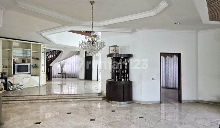 Rumah Area Premium 2 Lantai Di Amandole, Tomang Jakarta Barat  2