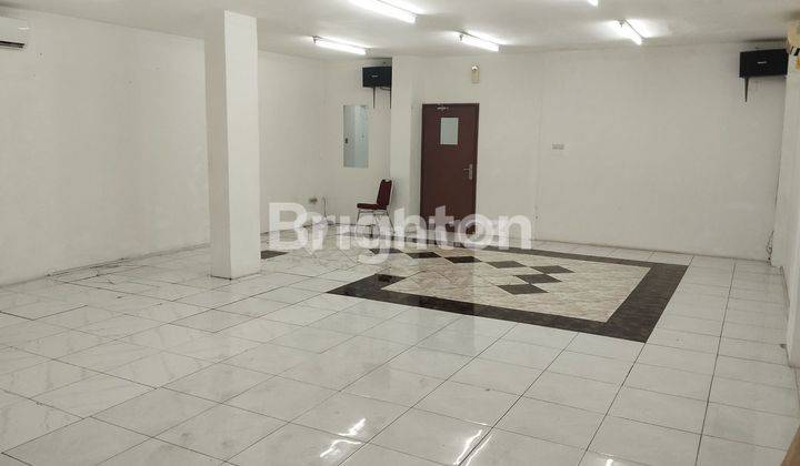RUKO KOMERSIAL 3 LANTAI SEMIFURNISH DI JALAN AHMAD YANI, BEKASI
