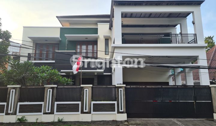 Rumah Mewah kawasan Elit Full Furnish 2lt di Menteng 1