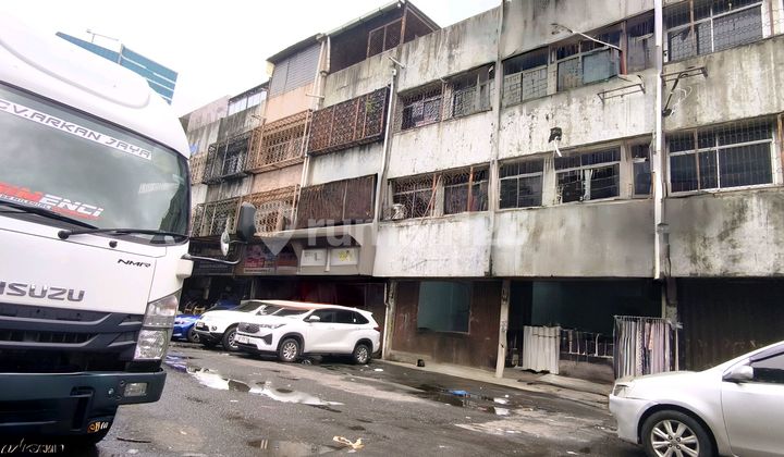 Ruko Textile di Kawasan Bisnis Tanah Abang 3.5 Lantai Free Lift Barang yang Baru