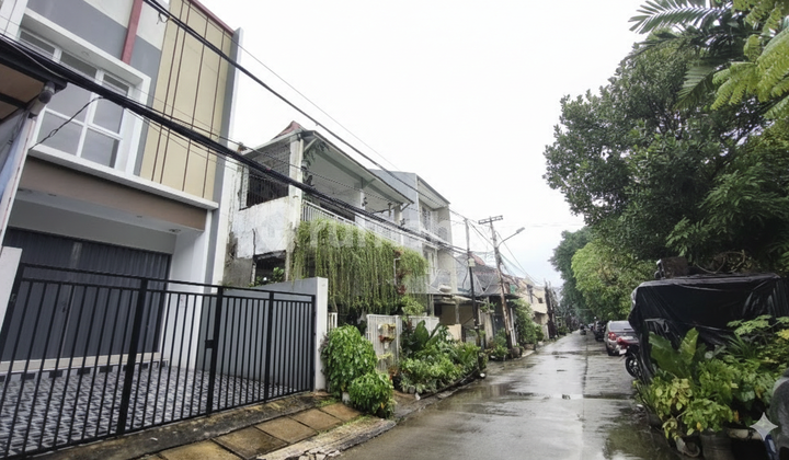 Ruko Strategis 2 Lantai di Jalan Gading Mas Raya, Kelapa Gading