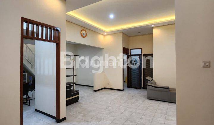 Rumah 1.5 lantai cantik  brsan renovasi 2