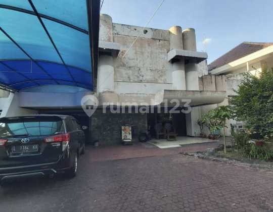 MINIMALIST HOUSE WITH UNIQUE DESIGN LOCATED ON KECILUNG STREET, SURABAYA !! 2