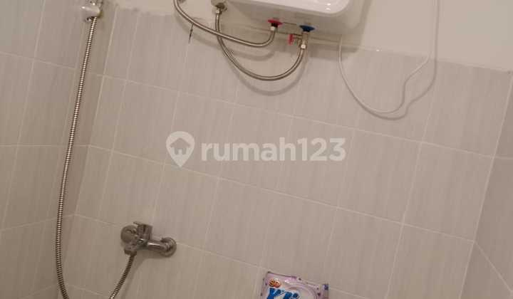 Fully Furnished Apartment Puncak CBD Wiyung !! 2