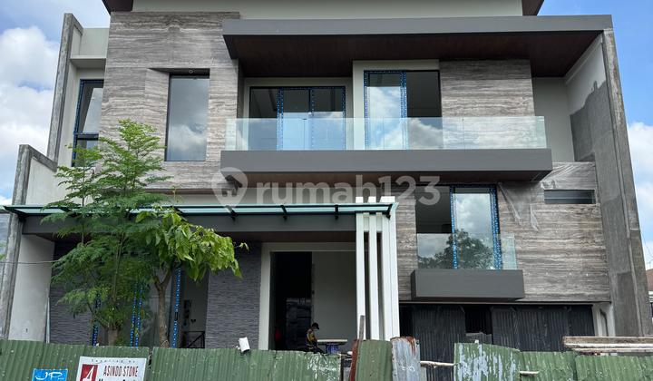 New Gress High Spec Rumah Pakuwon Indah Lisbon !!