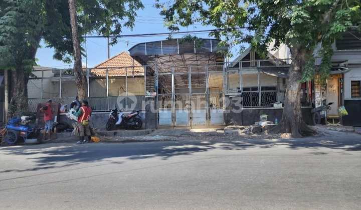 Strategis Nol Jalan Raya Rumah Lokasi Tegalsari !!