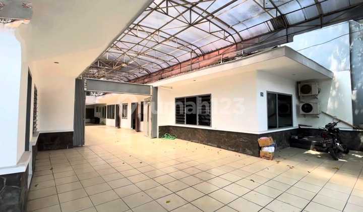 Strategis Nol Jalan Raya Rumah Lokasi Tegalsari !! 2