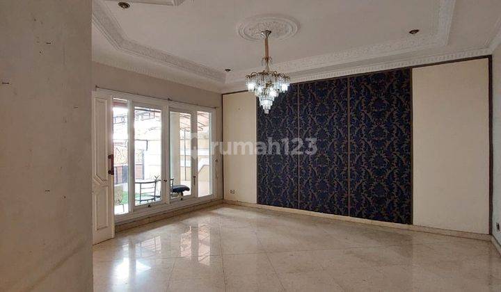 Rumah dipakubuwono kebayoran baru nyaman dan asri  9